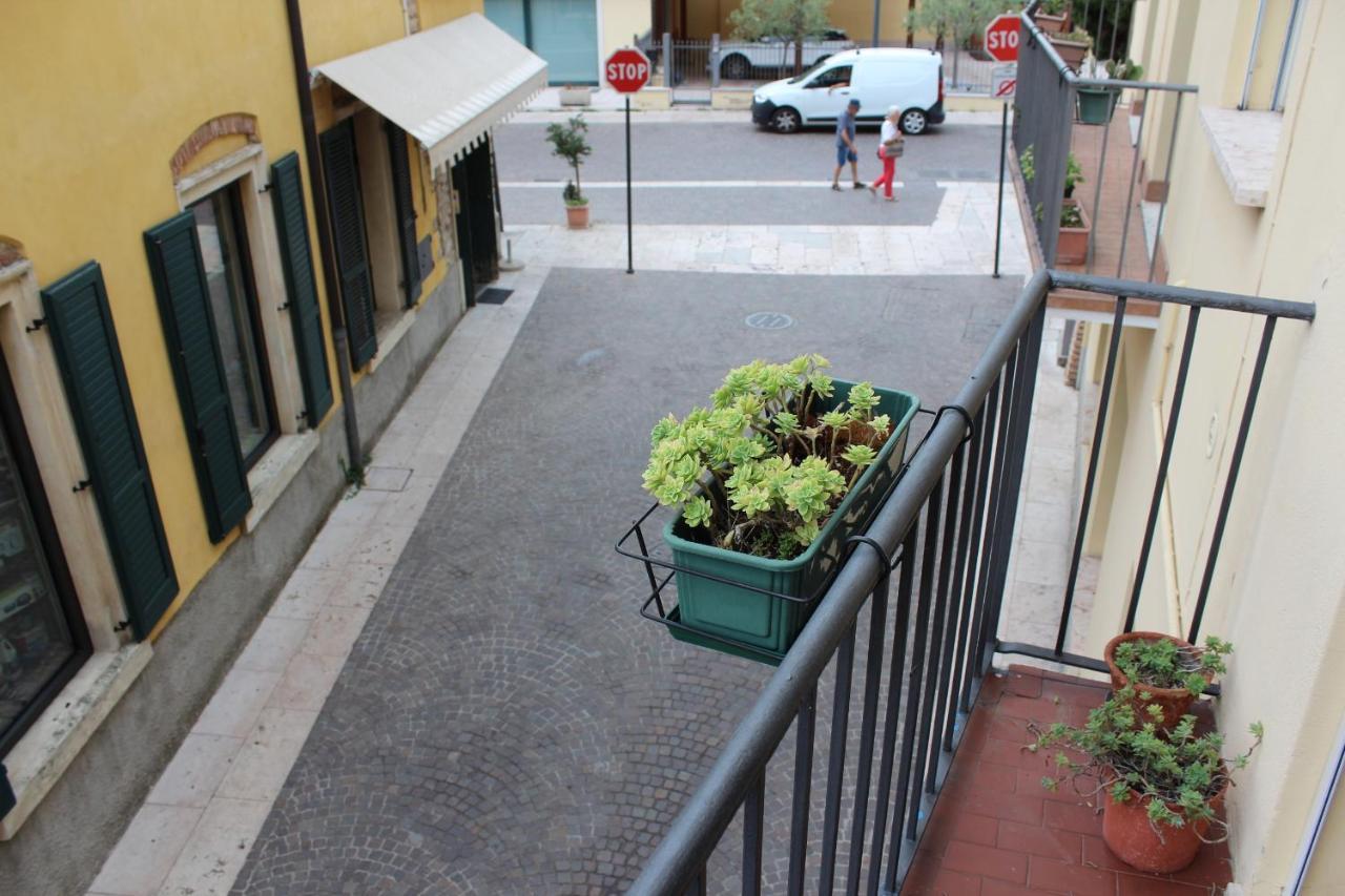 Appartamento Balconcino Su Lazise Exterior foto